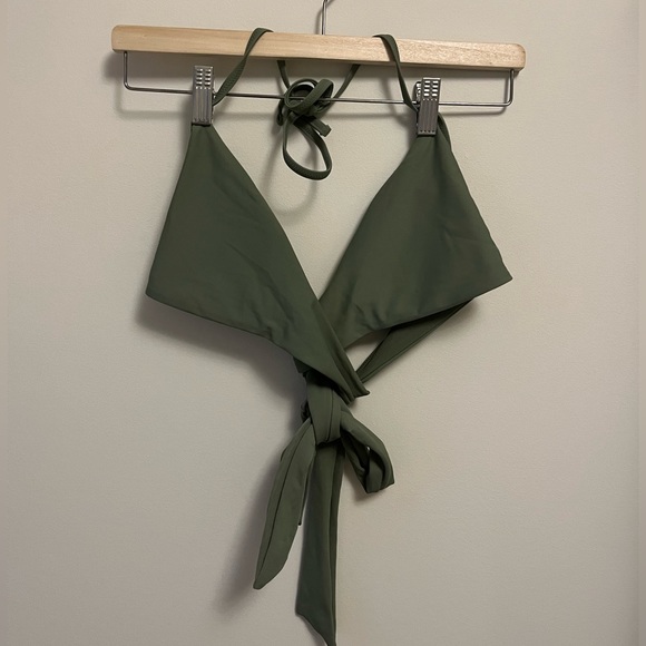 AERIE bikini wrap top! - Picture 2 of 3